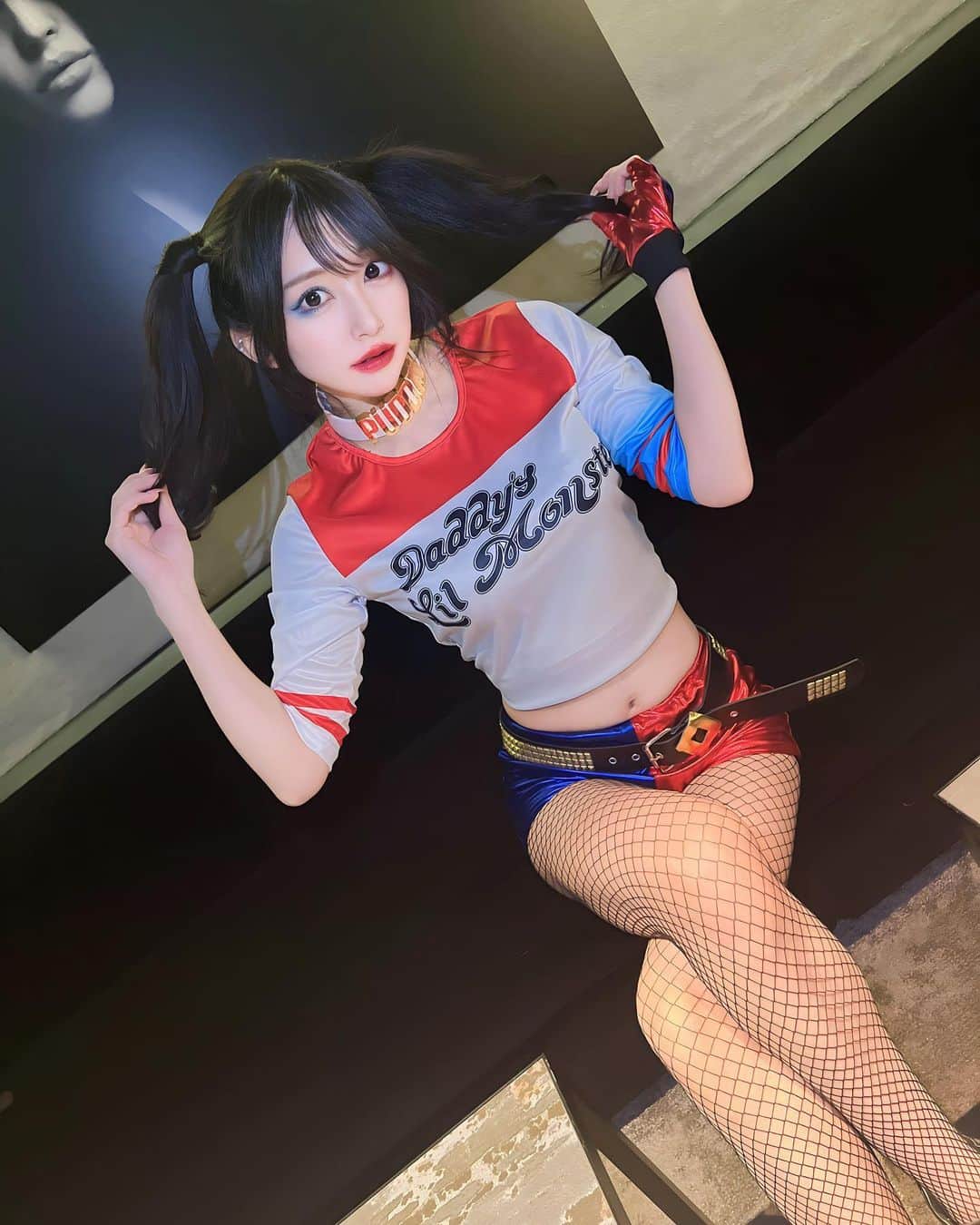 雛咲のあのインスタグラム：「. . 2日目のハーレクイン🥰❤️ 久々露出少ないのに 案外みんな知ってるキャラだからか 好評でした🥹🫶✨ 女子ウケはこっち🤣💓 . . シーサイドスクワットみたら分かるけど 頭おかしい女の子なの🥰 のあも頭おかしいから似てるね🤣🫶 ってお客様から言われた😡笑 . . 今宵も出勤してます💓 よろしくお願いします✨ . . 雛咲のあ.」