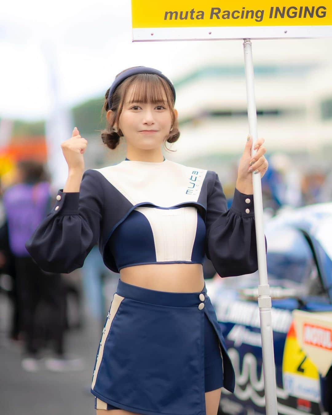 後藤佑紀のインスタグラム：「今週末はとうとう SUPERGT最終戦@モビリティリゾートもてぎ🏁  あっという間の最終戦🥹🥹 2号車muta Racing INGINGは現在ランキング2位🥈 シリーズチャンピオンになるためには予選でのポールポジションが必須となります✊全車ウエイトを外した状態での最終戦、必ずポール！そしてシリーズチャンピオンへ🔥🔥  最後まで2号車muta Racing INGINGへ熱い応援をよろしくお願いします！！！  #muta #mutaracing  #mutaracingfairies #レースクイーン #SUPERGT #gt300 #GR86GT #ingingmotorsports #ブリヂストン #モビリティリゾートもてぎ」