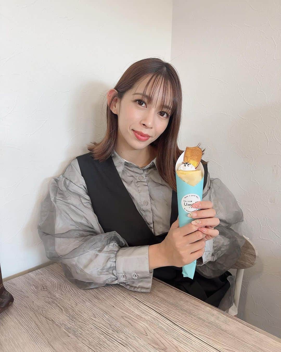 のインスタグラム：「めちゃくちゃ甘党です🍦🍠🍭 . . —🧡—💛—🧡—💛 —🧡—💛ー  【about りんか🍑】 ①現役看護師 ②グラビアアイドル ③ダンサー として活動しています💎✨  ⭐️1st DVD "ご褒美Body" 予約受付中(11/29発売) ⭐️10/5 アサ芸Secret! vol.84 掲載中　読者投票よろしくね！ ⭐️ミスSecret！2024よりアクスタ発売中  🍁11月スケジュール🍁 3日 @pcdlosaka  4日 @the__super__pink  5日 @the__super__pink  7日 @the__super__pink  8日 freshセッション 12日 fresh個撮 15日 @the__super__pink  18日 名古屋チャンス撮影会 19日 freshスペシャル撮影会 22日 @crazyland_by_cheval  25日 大阪チャンス撮影会 26日 Greif撮影会 —🧡—💛—🧡—💛 —🧡—💛ー  #グラビア #グラビアアイドル #モデル #ダンサー #ポールダンサー #gravure #被写体 #インフルエンサー #ゴーゴーダンサー #ゆめの凛華 #日本的偶像 #巨乳美女 #桃尻 #asiangirls #私服 #partygirls #くびれ @b_b_j.j  #ビジョビ #プール撮影会 #नमूना #模特儿 #ご褒美Body」