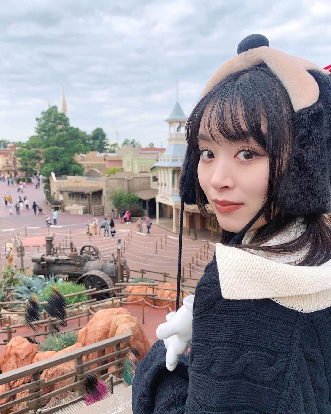 小山内花凜さんのインスタグラム写真 - (小山内花凜Instagram)「⁡家族でのんびりね🏰🎃」11月2日 18時06分 - karin_osanai