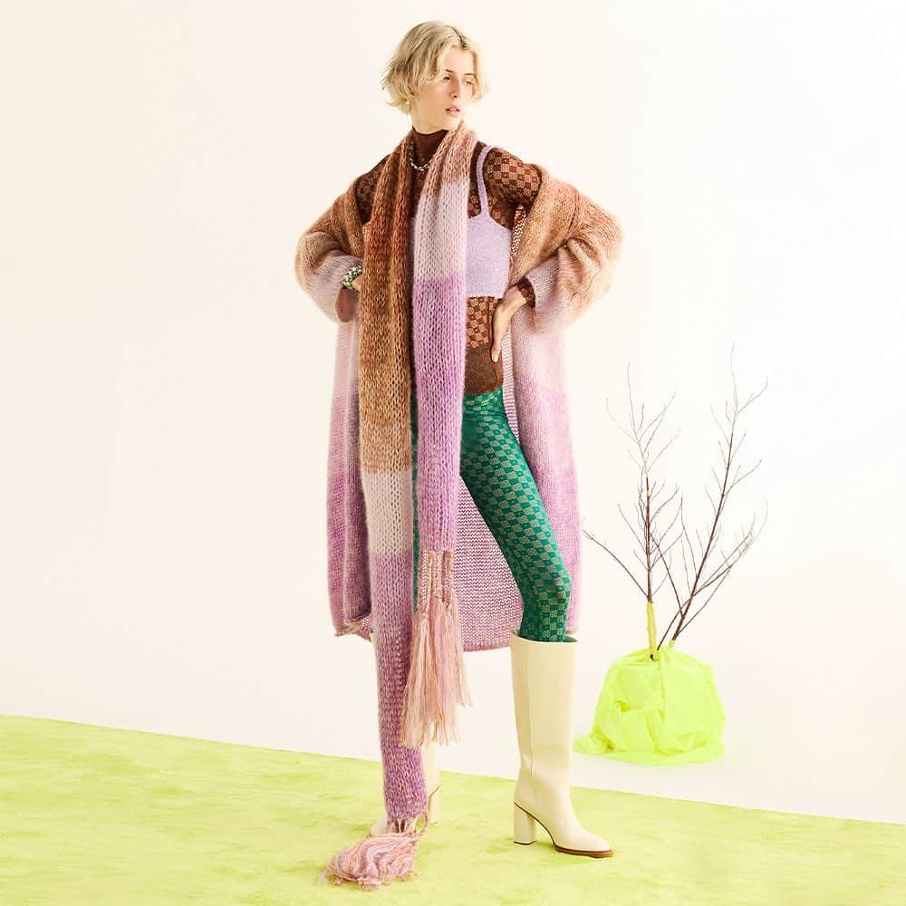 フォルテフォルテのインスタグラム：「hypnotic games of transparencies meet feminine and contemporary overlays; enveloping, warm tones fade into sparkling malachite hues. sophisticated damier lace mingles with soft degradé mohair... an eclectic and alluring mix.  #forte_forte #aw23 #musa #autunno #gracefulness #dreams #nymph #contemporary #handmade #freedom #energy #nature #poetic #feminine #fluid #passion #madeinitaly」