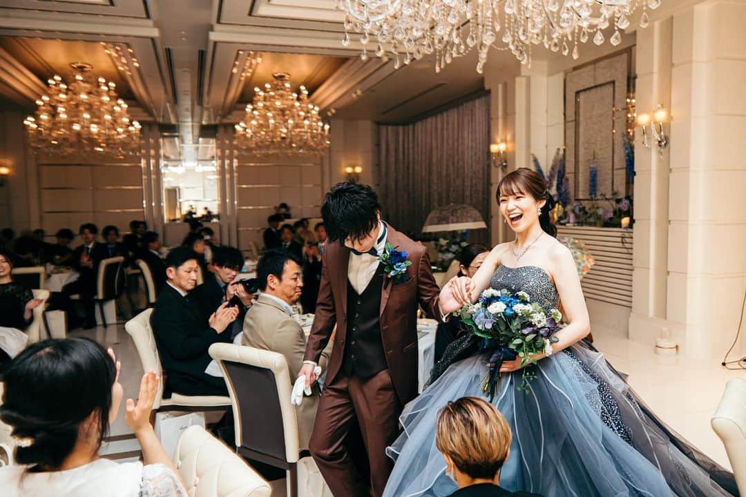 アルマリアンFUKUOKA　公式のインスタグラム：「=ゲストの皆様に見守られながら=  結婚式の一瞬一瞬を大切に💍」