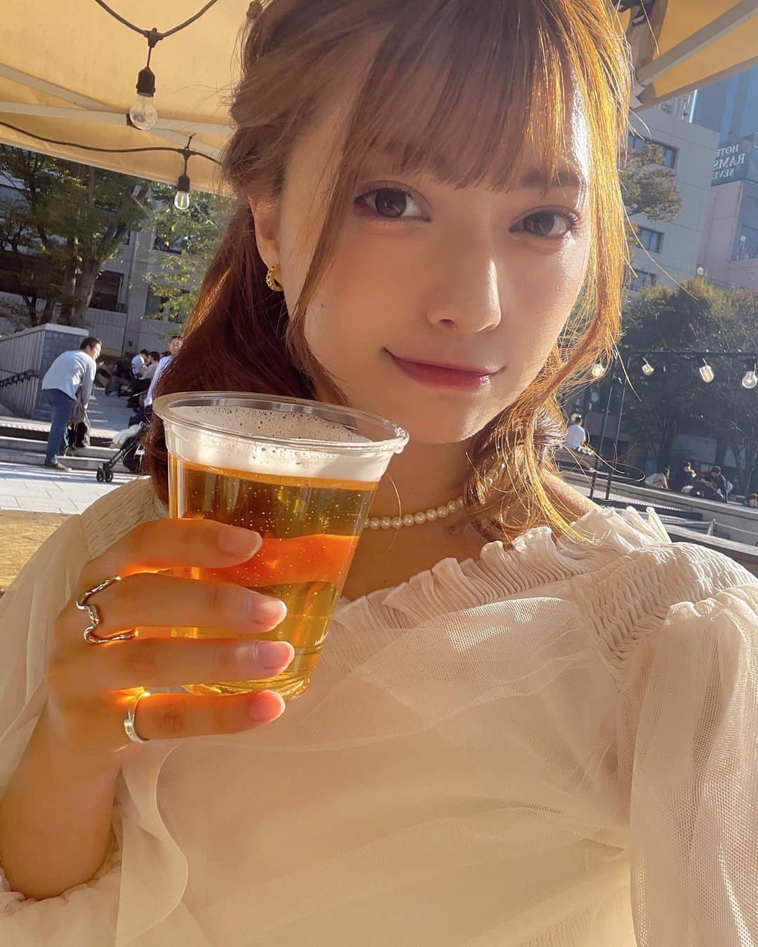 高見奈央のインスタグラム：「【お知らせ📢✨】11月26日(日) 「高見奈央 Birthday Party〜やっとみんな会えたね〜」 開催しまーす🎂🧡  1部はジャパンカップをみんなで見て🐎 2部はみんなでゲームをするよ🎮  ただいまFans'先行発売中です🎫 久しぶりの会える単独イベントなので みんなに会いたいー！！🧡みんなと乾杯したいー🍻 待ってます🙏」