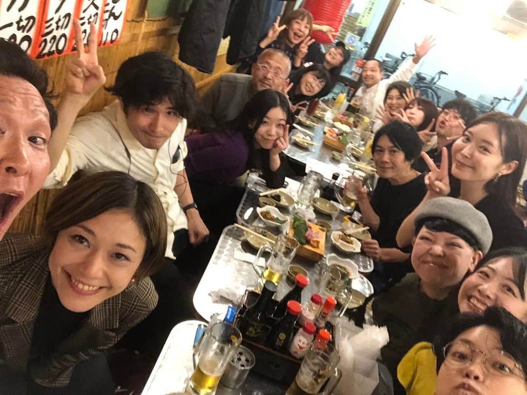 田中良子のインスタグラム：「小さいエヨルフ、 無事に終わりました！  今日からまた日常に帰る👼🏻  あ、公演中に、大塚くんと会えてよかったなー。 スーパーふぃクションでずっと一緒にいたの だいぶ昔やけど、全然変わらず面白い🫶  大塚くんのニワトリも見たかったなあ。  見に来てくださった皆様、差し入れをくださった方、お誕生日プレゼントくださった方、何度もリピートしてくださった方、感想をお声がけくださった方、SNSに感想を書いてくださったかた、、もうこの作品に関わった全ての皆さん！ ほんとにほんとに！ ありがとうございました🥹🙏 またいつか会えますように！」