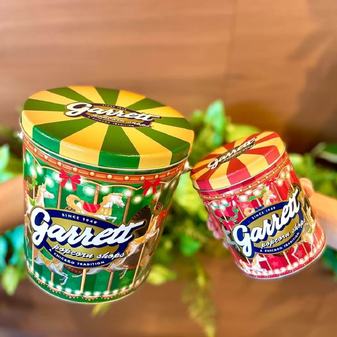 ギャレット ポップコーン ショップスさんのインスタグラム写真 - (ギャレット ポップコーン ショップスInstagram)「. 🎄🎠🎠✨  11月に入ってもまだまだ暖かい日が続いていますが、ホリデー気分をグッと盛り上げていきます💚  #garrett #garrettpopcorn #garrettjp #popcorn #ギャレット #ギャレットポップコーン #ギャレットポップコーンショップス #ポップコーン #原宿 #酒々井プレミアムアウトレット #名古屋 #南町田グランベリーパーク #土岐プレミアムアウトレット #岡崎 #ホリデー #クリスマス #お菓子缶 #ピスタチオ」11月2日 19時03分 - garrettpopcornjp