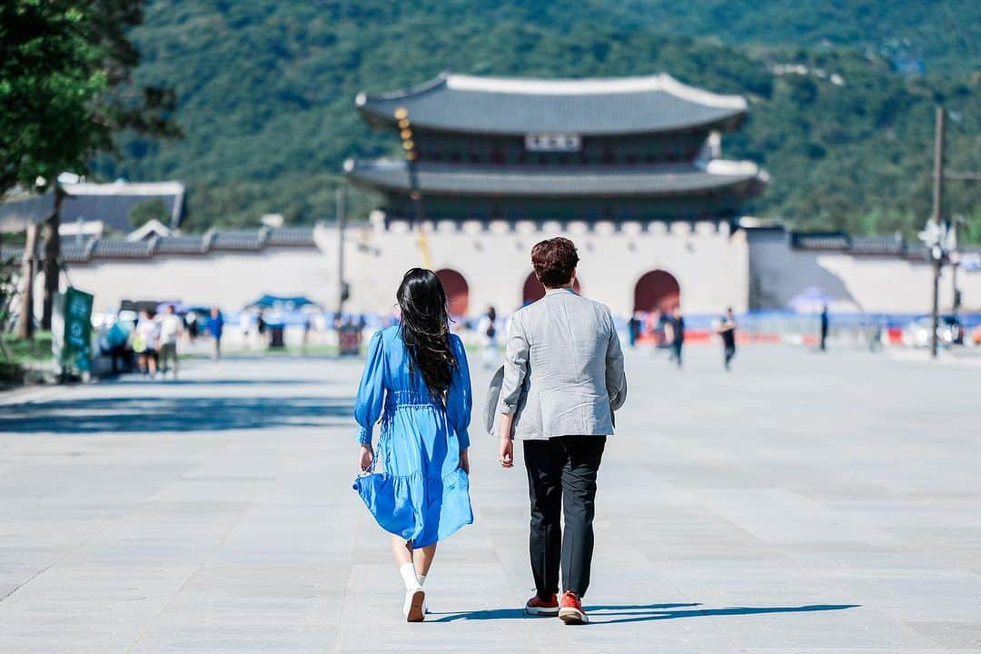 スビン さんのインスタグラム写真 - (スビン Instagram)「내가 너무 사랑하는 역사 스테이 흔적...🤍  매주 목요일 저녁 8시 TBS TV (KT 214번 SKT 244번 LGU+ 245번)와  TBS시민의 방송 유튜브에서도 나옵니다😊   PS. 부족한 저를 이끌고 역사공주로 거듭나게(?) 키워주시는 용환쌤..정말 감사합니다 뀽 역싸아~~스때이잉」11月2日 19時00分 - dalsooobin