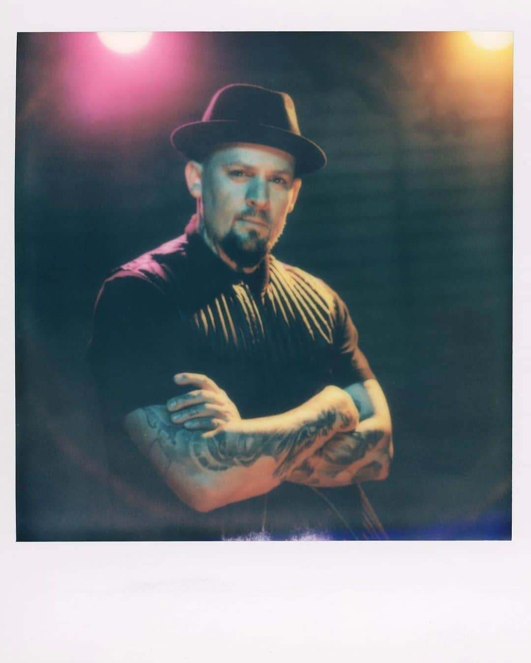 Good Charlotteさんのインスタグラム写真 - (Good CharlotteInstagram)「Watch @JoelMadden on #InkMaster Season 15 NOW streaming on @ParamountPlus」11月2日 10時23分 - goodcharlotteband