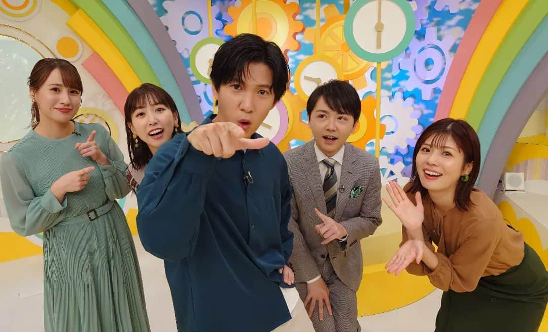 北海道テレビ「イチオシ！モーニング」のインスタグラム：「11/2（木） #イチモニ は オクラホマ河野さんお仕事中の代打で 事務所の後輩でもある #NORD の安保卓城さんに エンタメコーナーを担当して頂きました🙌  土曜のイチモニ！ではおなじみのポーズ 『たくしろ　のびしろ』を平日の放送でも 入れることが出来るのか⁉️ということに（ごく一部のスタッフから）注目が集まりました。 福永MCの水向けもあり、 最後の最後で叫びとポーズを決めることが出来ました🕺  卓城さん、お疲れ様でした✨  ※本業のエンタメコーナーも元気に丁寧にやっていただきました。  #安保卓城  #福永裕梨 #藤澤達弥 #田口彩夏 #小俣彩織」