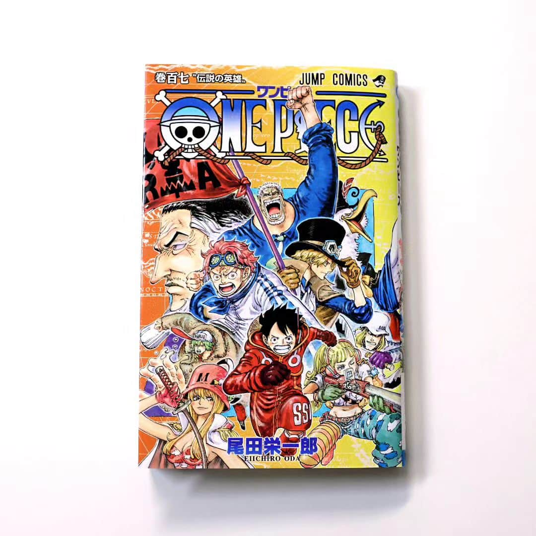 ONE PIECEスタッフ公式のインスタグラム：「世界を揺るがす大事件が各地で勃発！  『ONE PIECE』107巻、11月2日(木)発売  #ONEPIECE #尾田栄一郎 #eiichirooda #comics #ONEPIECE107」