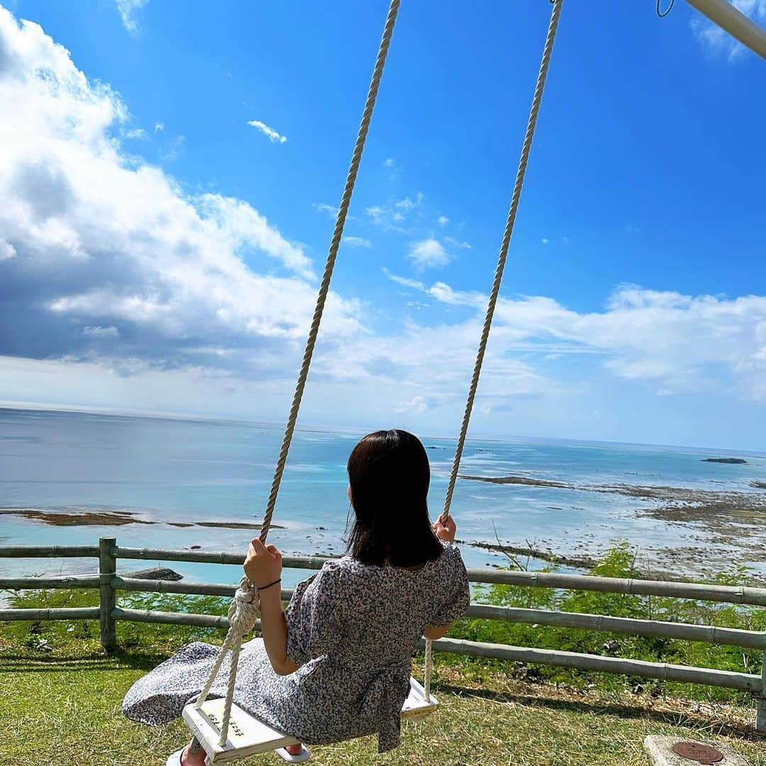 愛萌なののインスタグラム：「🕊‎🌱🫧‪  #知念岬公園」