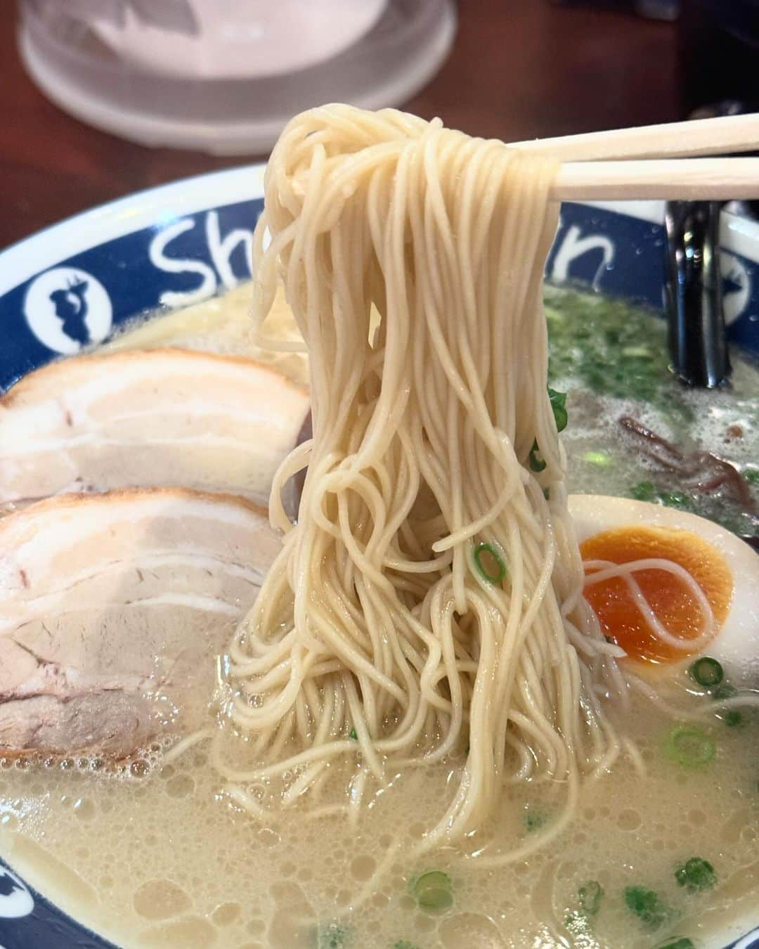 堀江貴文さんのインスタグラム写真 - (堀江貴文Instagram)「#ramen #shinshin #博多ラーメン #美味しくないわけがない #いってらっしゃい #夕食 #料理 #美味しい #ごはん #food #foodlovers #foodie  #delicious #foodoftheday #foodgasm  #yum #yummy #tasty #eat #eating #hungry #foodpics #fresh #tasty #eating #foodpic #instafood」11月2日 13時32分 - takapon_jp