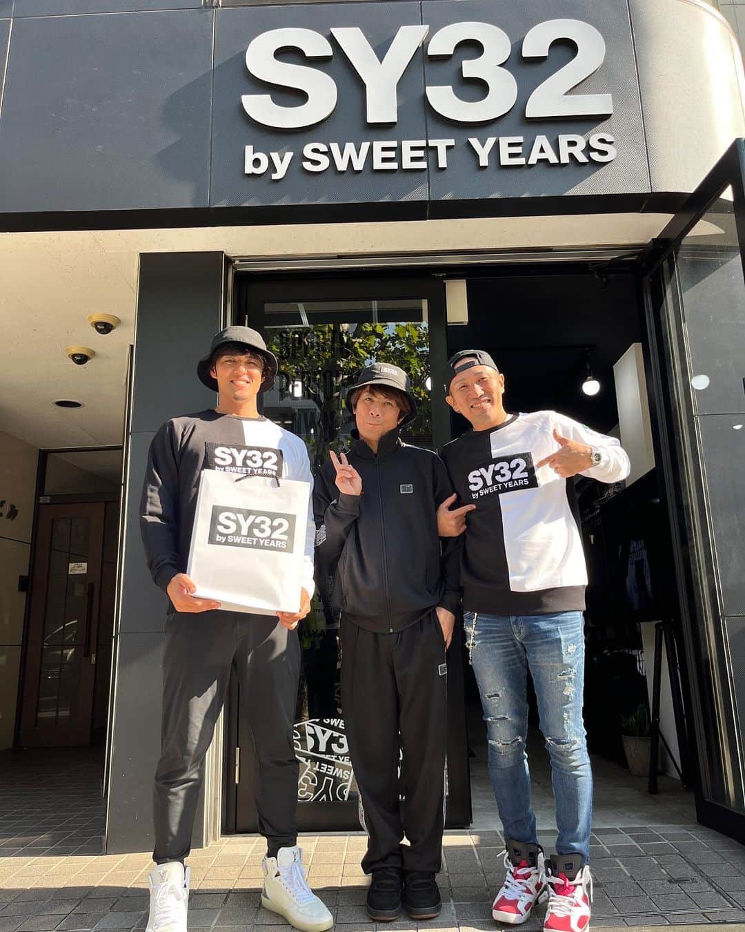 木村文紀さんのインスタグラム写真 - (木村文紀Instagram)「SY32さんに遊びに行って来ました！ 新商品がたくさん！ ありがとうございました！  #sy32 #sy32bysweetyears #ファッション #木村文紀」11月2日 14時01分 - fumikazu_kimura9