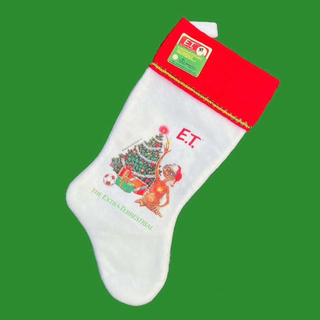 おもちゃやSPIRALのインスタグラム：「80's E.T. Christmas Socks入荷しました！  Dead Stock✨  めっちゃかわいいです！」