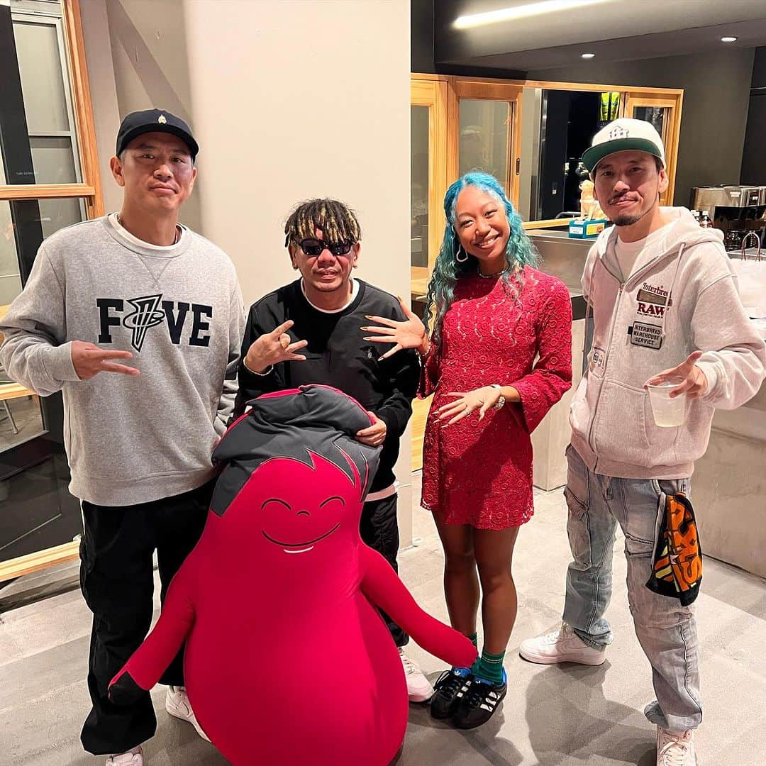 RYO the SKYWALKERのインスタグラム：「昨日は大阪Yogibo META VALLEYにて「NAMBA Culture Terminal」ありがとうございました！！🔥  元難波ロケッツ跡地にできた新しいライブハウス！音も良くてやりやすかったです🎤  またここでいろんなイベントが出来るといいなー  #NAMBACultureTerminal #YogiboMetaValley #ryothe」