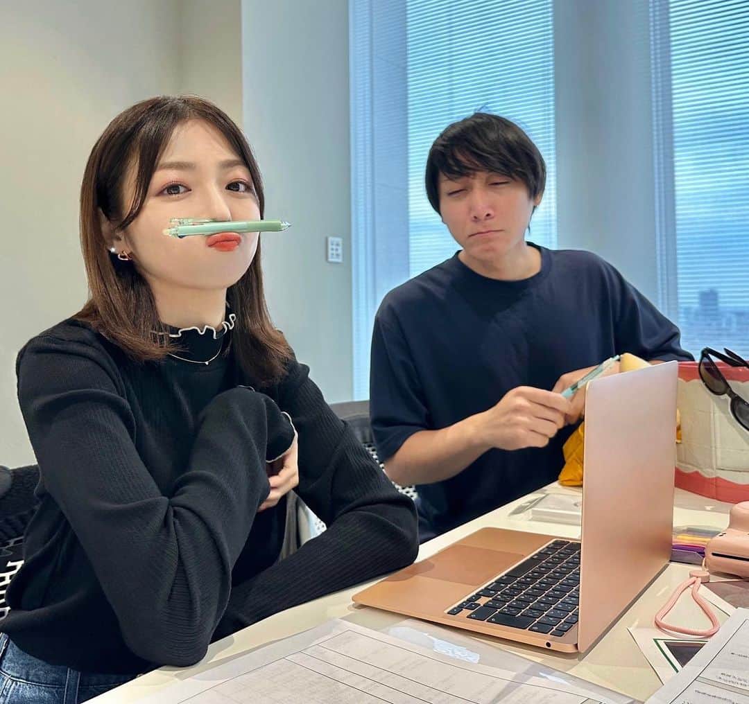 中村静香さんのインスタグラム写真 - (中村静香Instagram)「meeting…✍️💭  この日も含めて何十時間もかけてカタチに。  自分では思いつかないアイデアが出たり、 自分の考えが採用されるって楽しいね！  5枚目の動画バズっちゃうなこれどうしよ」11月2日 14時19分 - shizuka_nakamura_official