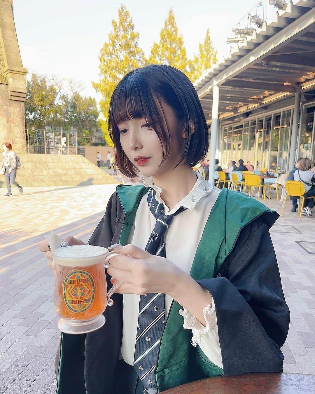 月埜ヒスイのインスタグラム：「バタービールこぼしてベタベタツアーした、甘過ぎて飲みきれんかった💧  #スタジオツアー東京 #makingofHarryPotter #HarryPotter #ハリーポッタースタジオツアー  #ハリーポッタ #f4f #fyp」