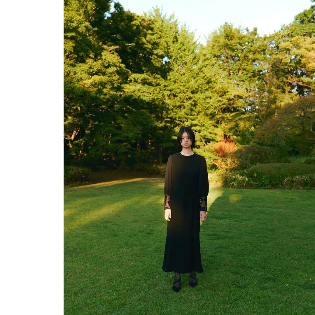 kaene －カエン－のインスタグラム：「- black formal -  Embroidery cuff dress / No.100905 ▪︎color : black ▪︎size : 34 / 36 / 38 ▪︎model : 170cm ( size38 )  #kaene  #afternoondress #ブラックフォーマル  #マザードレス」