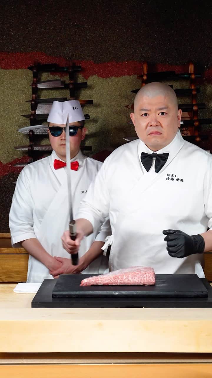  WATANABETAKAYOSHIのインスタグラム：「Wagyu nigiri DOZO  #tasty#dozo#sushibae#teruzushi#sushi」