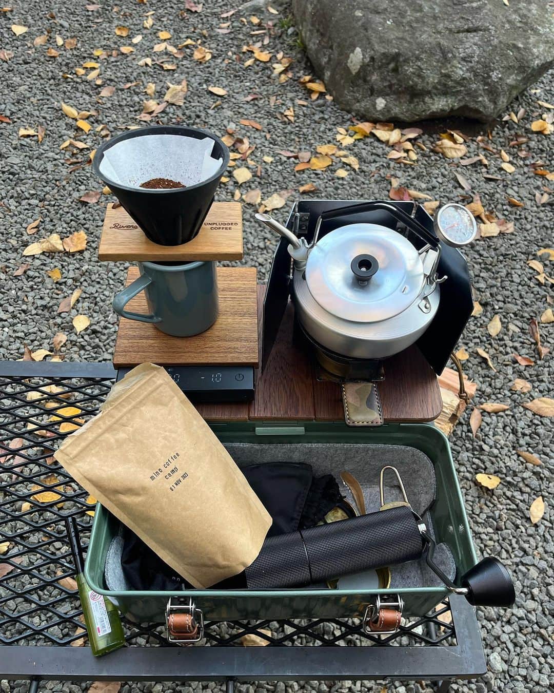 美濃隆章のインスタグラム：「ちょいと山にコーヒーを飲みにきてみました！ とても美味しいです！ #minocoffee_camp @mino_coffee_roaster」