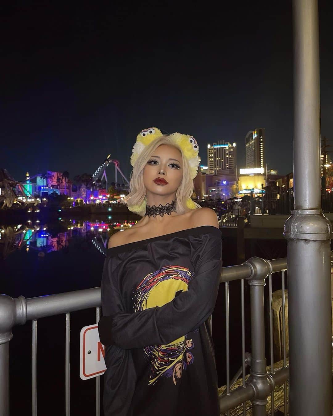 きぃぃりぷのインスタグラム：「Happy Halloween 🎃🧡  メイクも可愛くできてユニバ12時間いても 崩れず楽しんじゃった🥳  #ユニバ #ハロウィン」