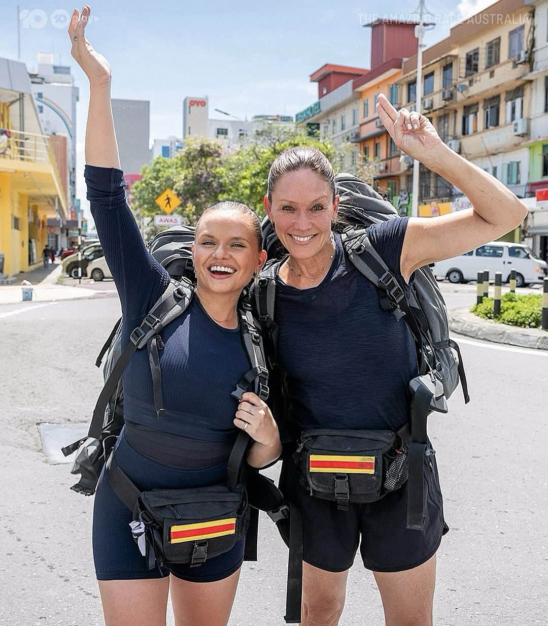 アリ・シンプソンのインスタグラム：「top 4 feels!! here we go.. leg 10 of the @amazingraceau   tune in TONIGHT at 7:30pm on @channel10au 💛🏁 let’s see how #TeamAlliAndAngie can go this round   pressures on.. 🥶🫠   we’re proud to be racing for @dementia_australia & grandma Chrissy x   #AmazingRaceAU #AmazingRace」
