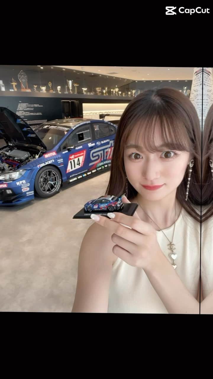 りなぴよのインスタグラム：「🚗  『KYOSHO MINI CAR & BOOK Special Edition No.17 SUBARU WRX STI NBR CHALLENGE 2022』  もうGETできましたか？？😆  ファミマverも京商オンラインverも 2種類是非ゲットしてねーっ😊💙  三鷹にあるSTIギャラリーで 本物のWRX STI NBR CHALLENGE 2022と撮影しました📷  #pr #京商 #ファミリーマート #ミニカー #スバル #sti #wrx #nbr #nurburgring #EJ20 #kyoshominicarbook」