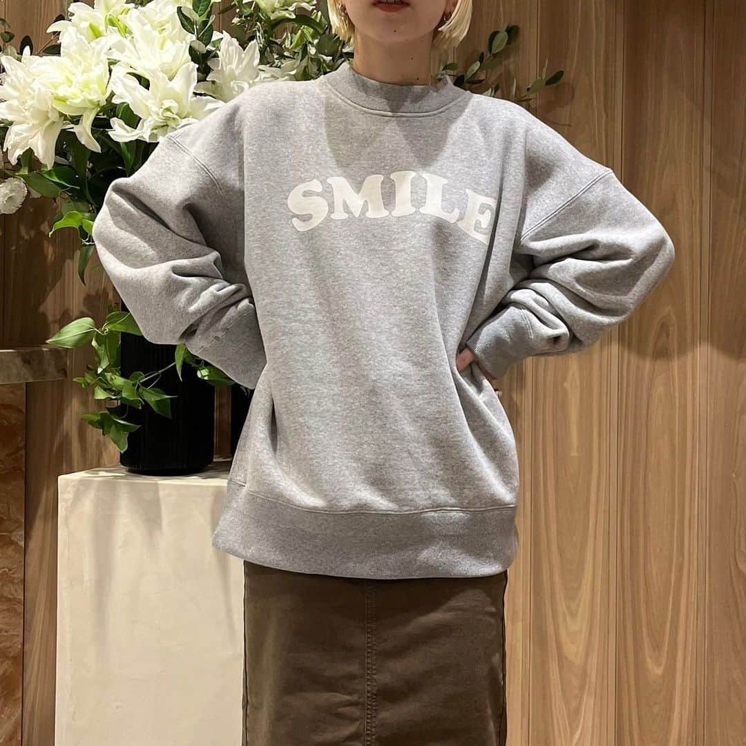デミルクス ビームス 新宿のインスタグラム：「. STAFF STYLING @_srkhrk_  .  その他のアイテムで気になるものがあればコメントお待ちしております🌈 . 【《保存ボタン》を押して頂くと、気になる商品を後から見返すことができます◎是非お試しください🥰】  .  #demiluxebeams  #demiluxebeams_shinjuku  #デミルクスビームス  #BEAMS #ビームス　#デミ部」