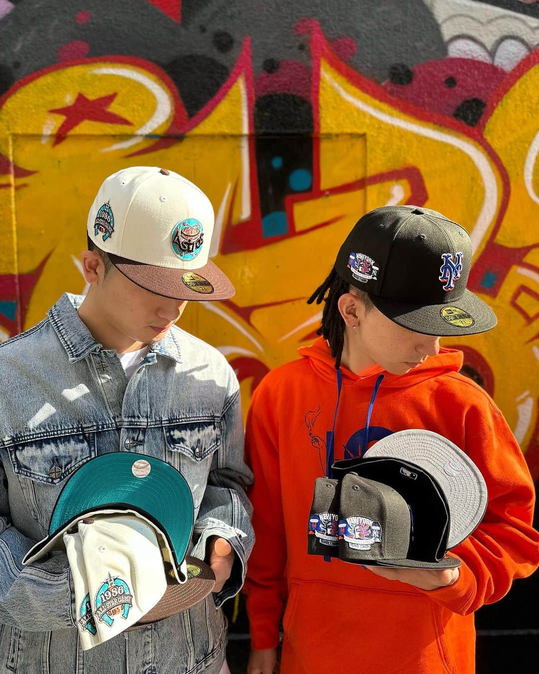 GROW AROUNDのインスタグラム：「#growaroundnewarrivals   今週もNEW ERA 59FIFTY FITTED CAP 別注シリーズの発売になります🎉  今週は4型の発売になります！  HUSTON ASTROS 1986 ALL STAR GAME  NEWYORK METS SUBWAY SERIES YANKEE STADIUM  LOS ANGELS DOGERS 1958-2018 60th Anniversary  LOS ANGELS DOGERS WORLD SERIES  明日11/3（金）より  渋谷店・オンライン 12:00~ 横浜ビブレ店11:30~ お台場ダイバーシティ店 11:00~ お台場アクアシティ店11:00~ 町田東急ツインズ店 10:00~  みなさまお見逃しなく💨✨」