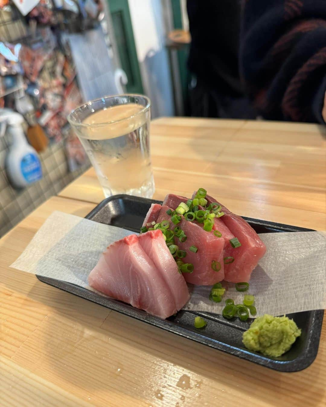 岩城滉太さんのインスタグラム写真 - (岩城滉太Instagram)「東京上野の銭湯が主役の休日モデルコース  昼飲み🍺 ↓ 散歩🚶 ↓ 銭湯♨️ ↓ 夜飲み🍺 ↓ 〆のソルロンタン（ライス追加）🍚  最高‼︎  #tokyo #ueno #ameyoko #japan #publicbath」11月2日 17時44分 - kota_iwaki