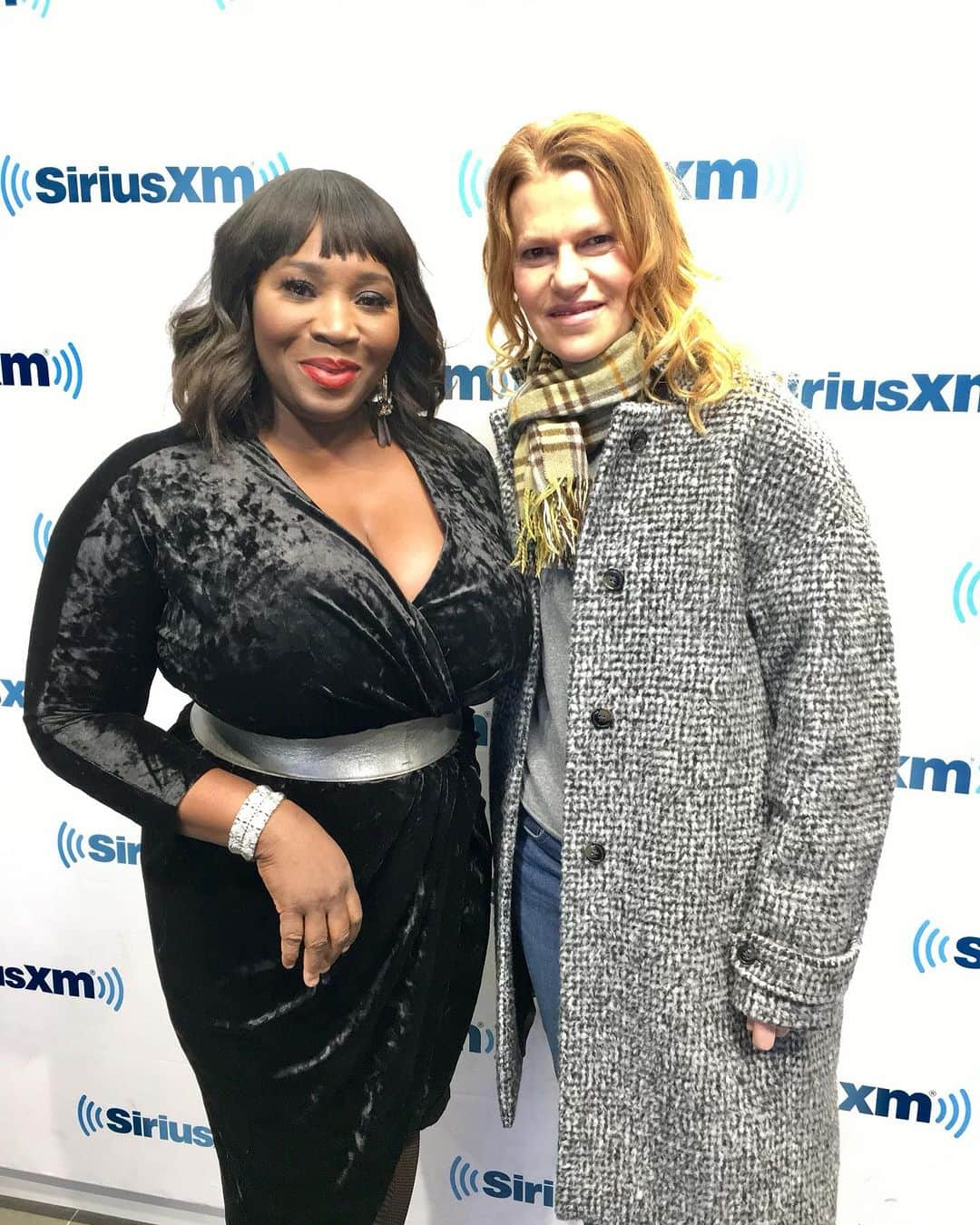 サンドラ・バーンハードさんのインスタグラム写真 - (サンドラ・バーンハードInstagram)「Happy Birthday to my @radioandysxm sister @bevysmith I love you beautiful lady brilliant shining star heart of gold & funny as hell! Rock on baby!」11月3日 3時15分 - sandragbernhard