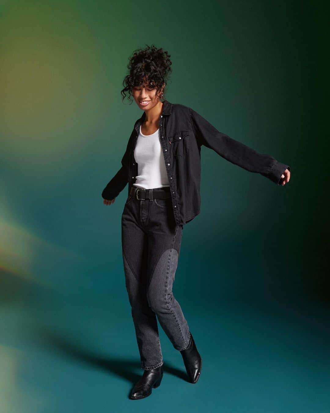 Levi’sのインスタグラム：「Celebrate the holidays in style. From our always-in-season 501® Originals and 501® Original Chaps to our cozy and casual Western shirts, we’ve got the right fits for any occasion.   See stories + link in bio to shop the look.」