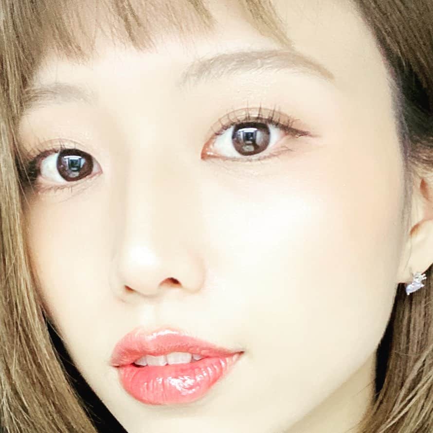 とくひされなのインスタグラム：「前髪」