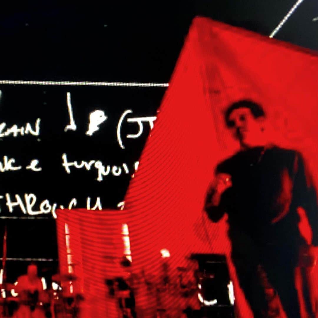 さんのインスタグラム写真 - (Instagram)「The 1975 Still... at their very best Allstate Arena Rosemont, Illinois 29th October 2023」11月3日 3時27分 - the1975