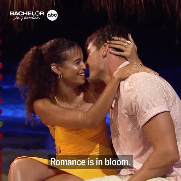 アメリカン・ブロードキャスティング・カンパニーのインスタグラム：「Could this be the end of one of our #BachelorInParadise couples? Find out tonight at 9/8c on ABC and stream on Hulu.」