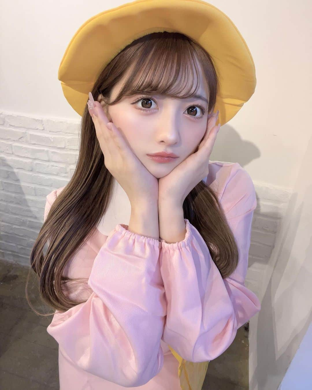 𝐘𝐔𝐑𝐈𝐀のインスタグラム：「. 園児服チェキ会ありがとうございました！！ 24歳にこの格好させて何が楽しいんですか？  #幼稚園児コス #コスプレ #happyhalloween」