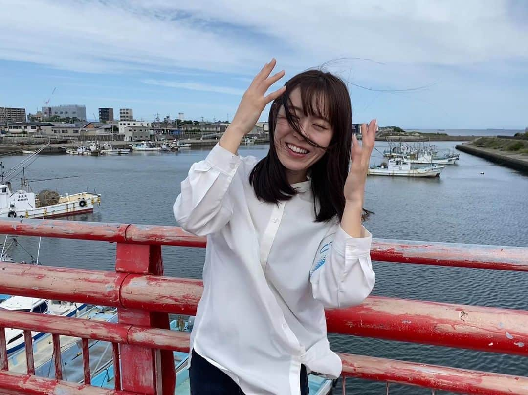 加藤愛さんのインスタグラム写真 - (加藤愛Instagram)「. #ほぼ地元だけ愛されフード#30  【三重県鈴鹿市白子 小原木】 おはらぎ(小原木)と読みます☺️  竹口さんでなんと16代目👀✨ 徳川吉宗の時代から続く老舗の和菓子屋さんがつくる小原木は、パリもち食感でとまらない美味しさでした！！ 修行中のスタッフさんもとっても可愛くて応援したくなりますね🥰  ちなみにこの日は風が強くて… 外で撮ったものはまともな写真がありませんでした🤣🤣笑  #三重#鈴鹿#白子#大徳屋長久#小原木」11月2日 19時57分 - kitkatoai