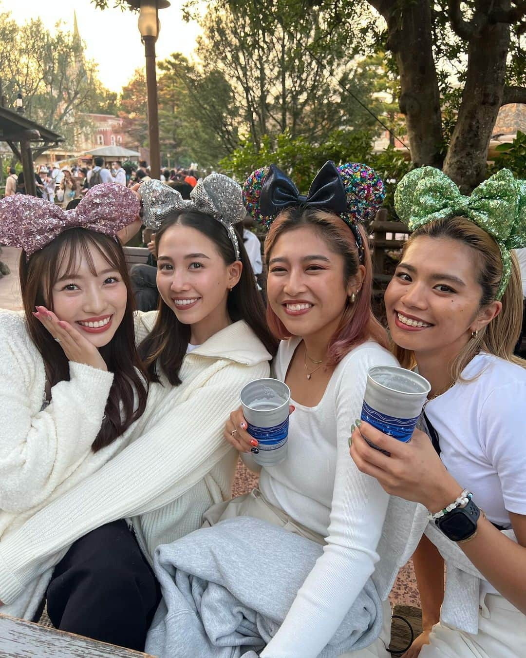 菅真鈴さんのインスタグラム写真 - (菅真鈴Instagram)「⁡ . ⁡ 載せきれなかった写真たち♡🐭♡ ⁡ #disney」11月2日 19時54分 - marin.21s