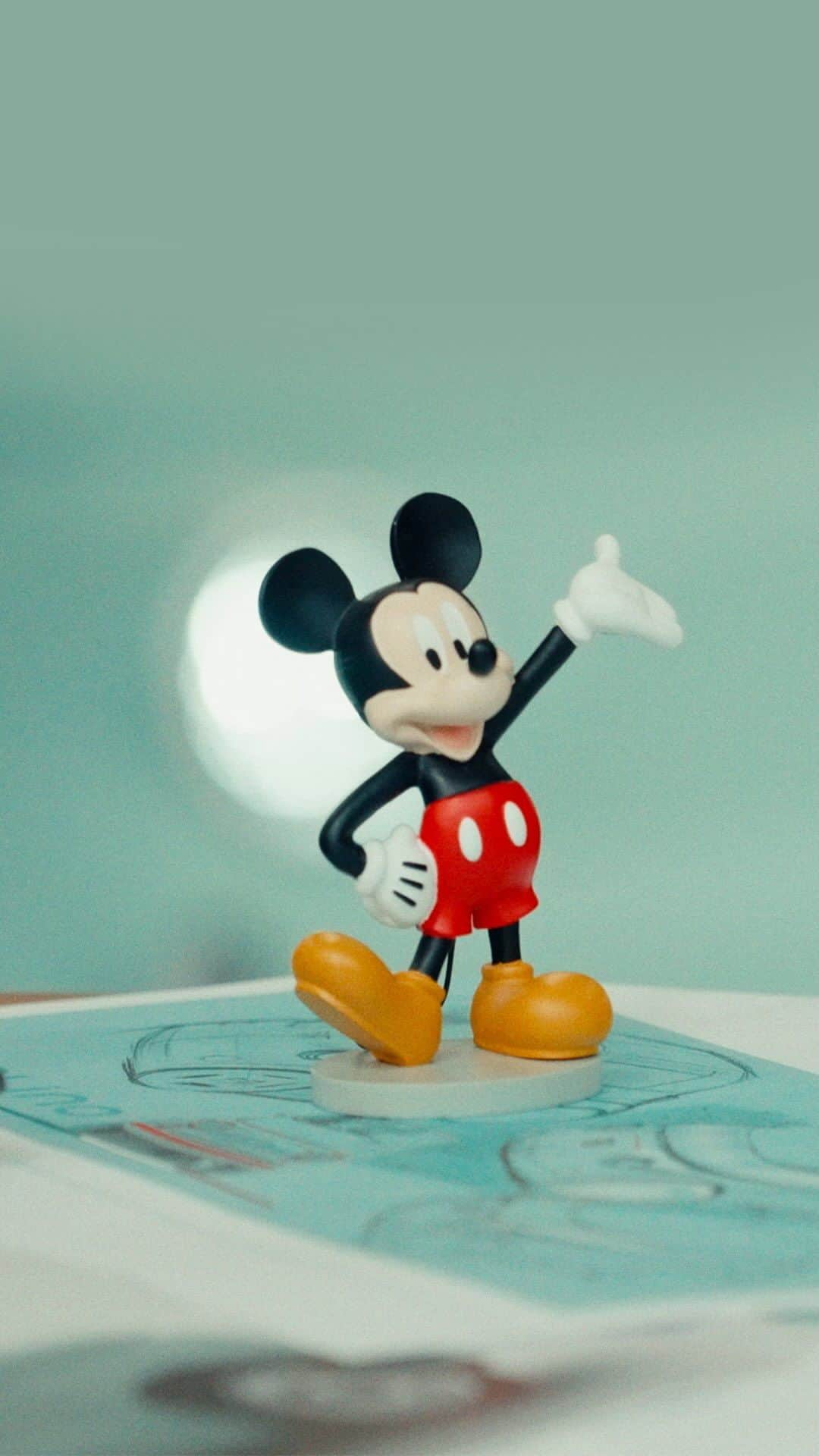 Fiat のインスタグラム：「Same eyes, same heart. 😍 #Disney100 #MickeyMouse #Topolino #FiatTopolino」