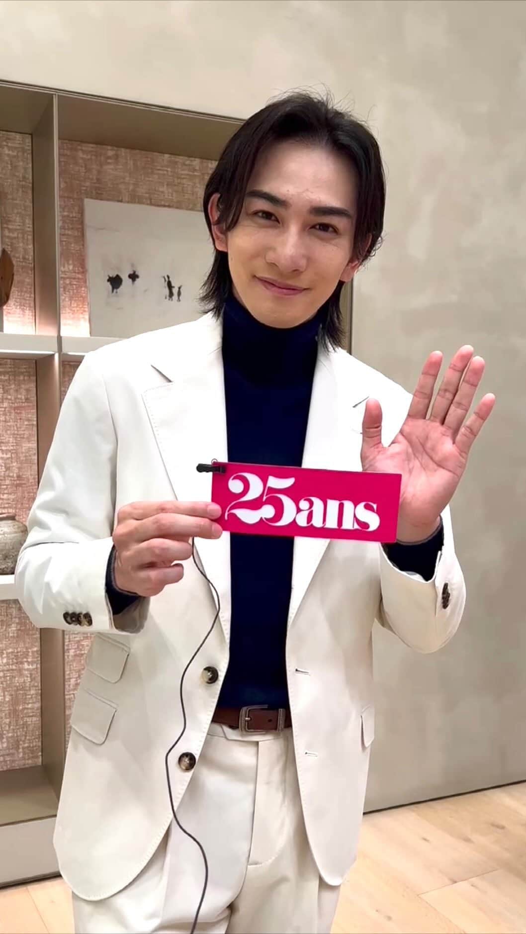 25ans Officialのインスタグラム