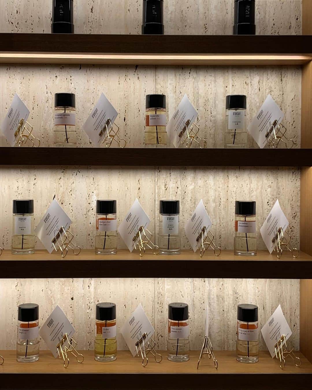 柴田ひかりさんのインスタグラム写真 - (柴田ひかりInstagram)「DORSAYの店舗にお邪魔しました たくさん種類があるなかでも、どれも清潔感と品のある香りがすごく好みで選ぶのに苦労しました。笑  W.T.というボディフレグランスが日本限定で発売されるようです🫧  #DORSAY #ドルセー #PR @dorsay.japan」11月2日 20時28分 - shibatahikari