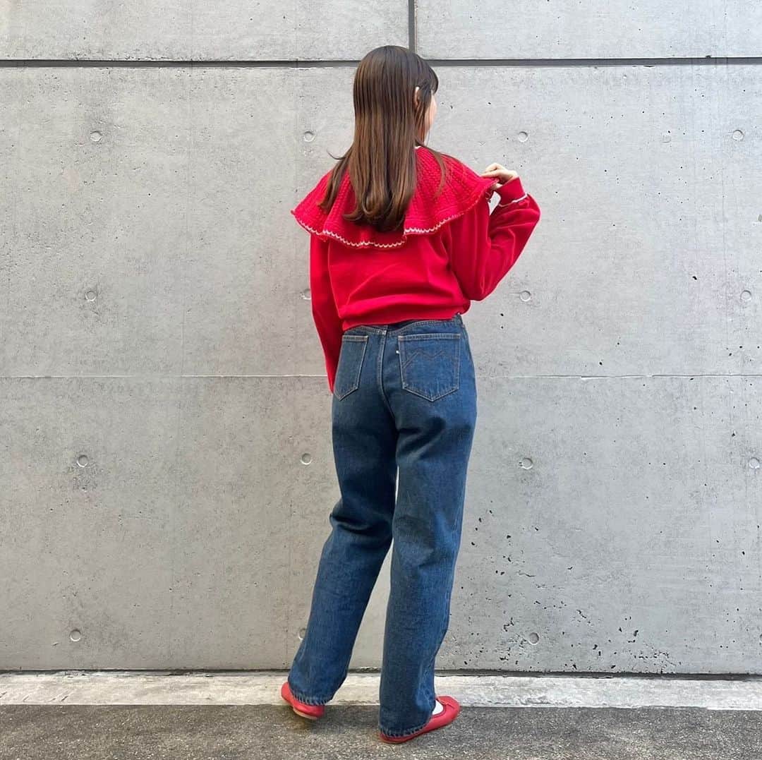 Dot&Stripes CHILDWOMANさんのインスタグラム写真 - (Dot&Stripes CHILDWOMANInstagram)「. . 【2024 SPRING COLLECTION】 . . 強撚綿透かし編み衿つきカーディガン キナリ.アカ.コン/フリーサイズ 品番01-01-KN-002-24-1 ¥14,850(税込) 2月下旬頃入荷予定 (ZOZO TOWN/Ambidex store 11/23〜予約スタート) . 着用スタッフ154cm . . #dotandstripeschildwoman #childwoman #myfav  #childwomanparici #Okumo #2024ss」11月2日 20時28分 - dot_and_stripes_official
