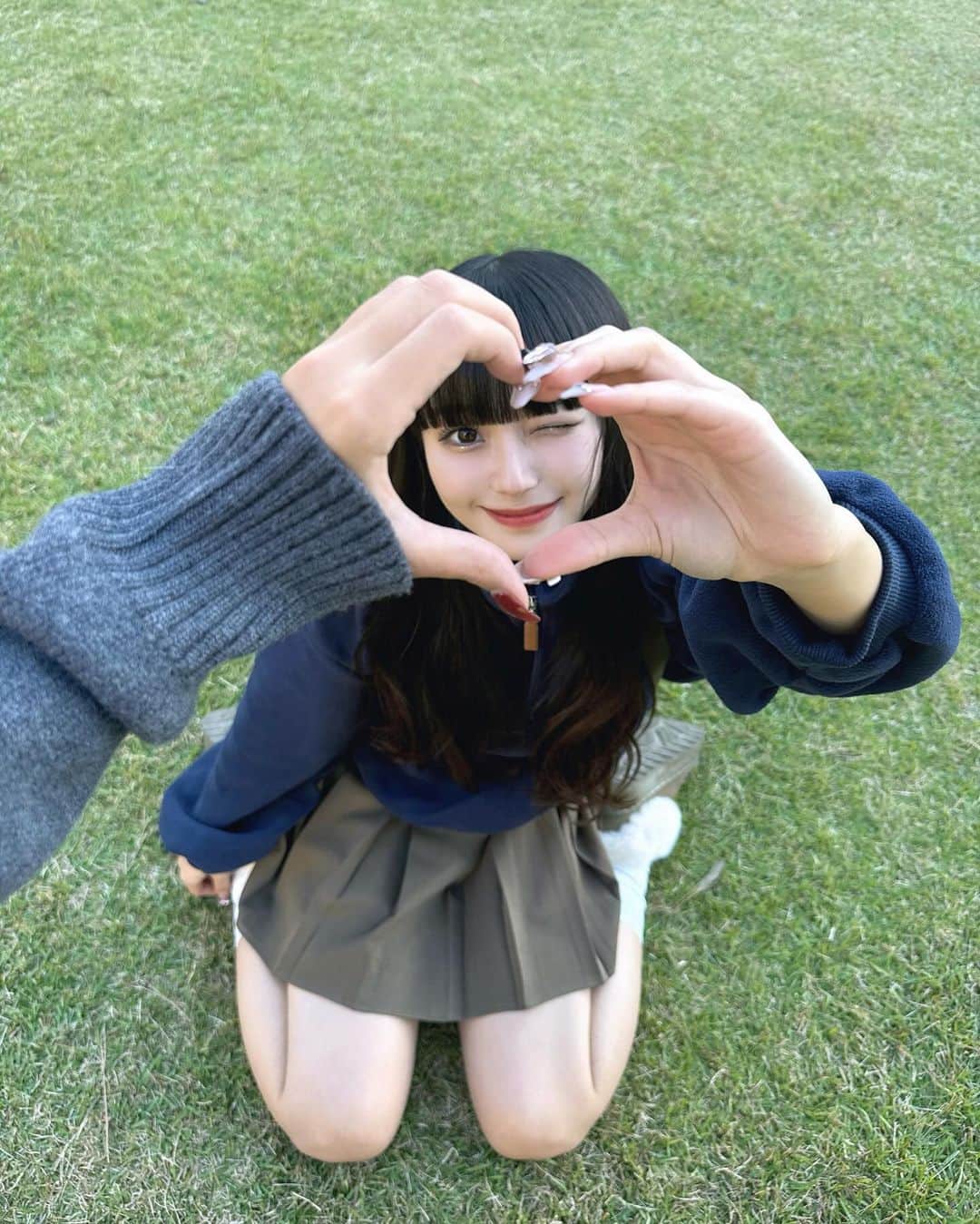しみずくるみのインスタグラム：「#photoideas 🌱💚」