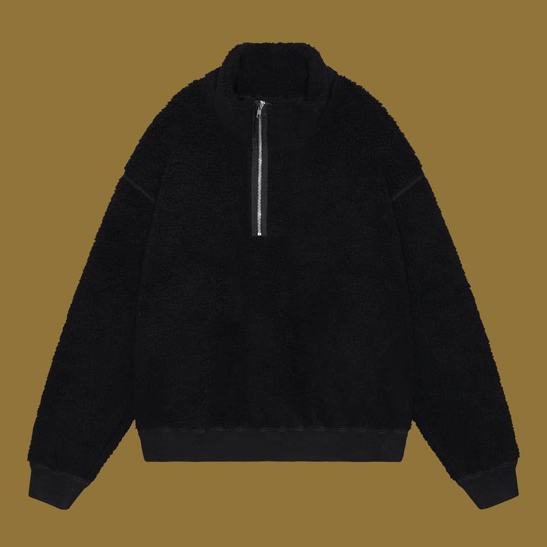 シーイーのインスタグラム：「HEAVY WOOL BOA HALF ZIP ⁡ 🇯🇵 Friday 3 November 9AM 🇬🇧 Friday 3 November 12AM 🇺🇸 Thursday 2 November 8PM EDT ⁡ CAVEMPT.COM C.E SHOP TOKYO」