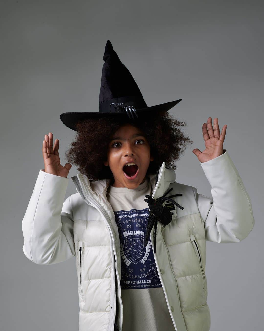 ブラウアーのインスタグラム：「Witchin' in Style: Ready for spellbinding adventures!  #BlauerUSA #FallWinter023 #KIDS」