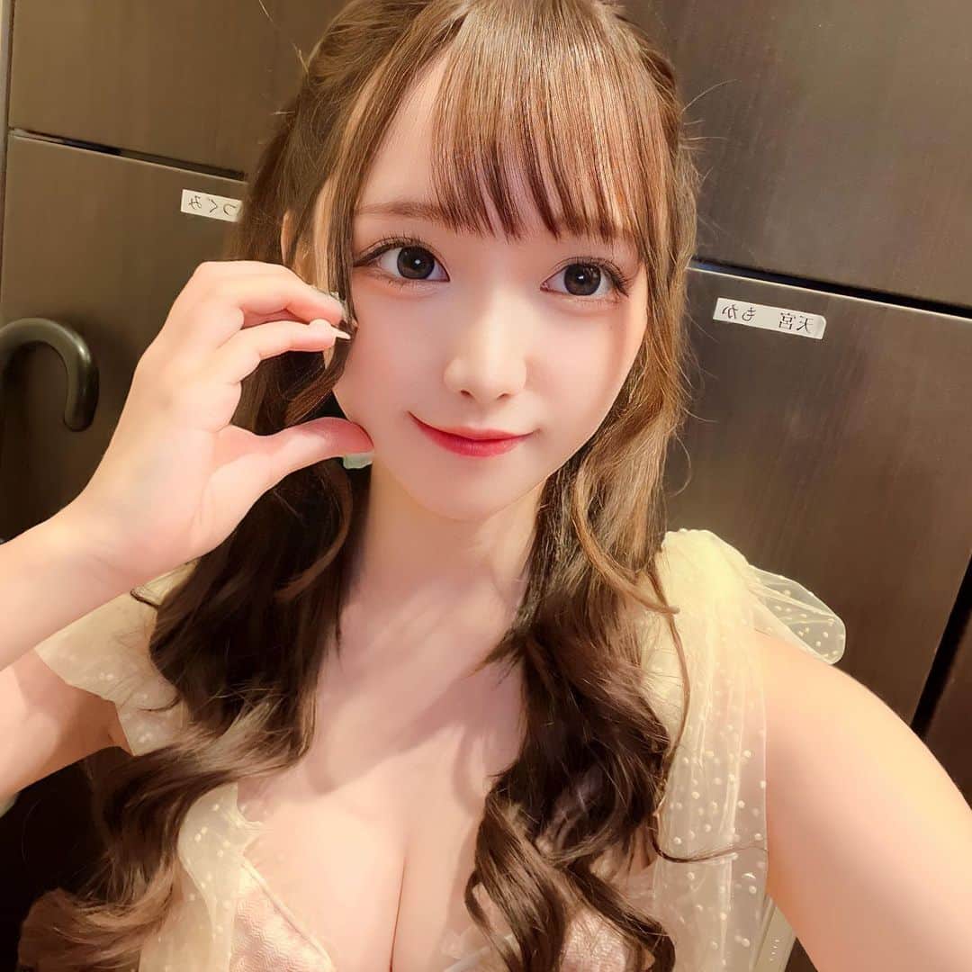 胡蝶さなのインスタグラム：「26歳じゃないもんっ❕🥺」