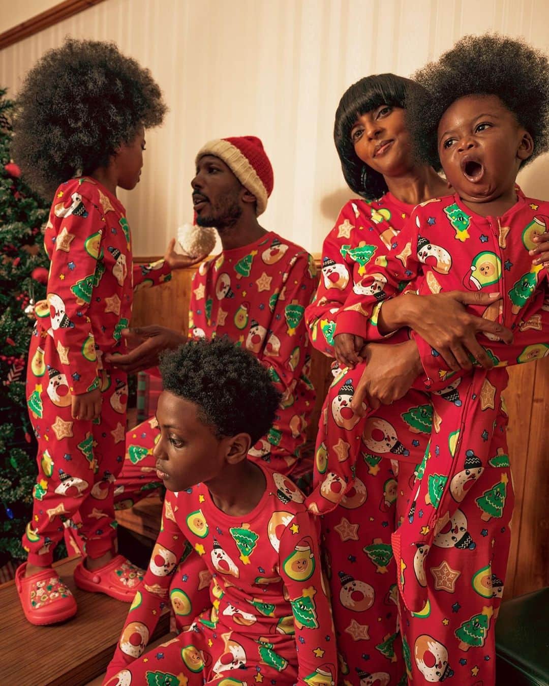 プリマークさんのインスタグラム写真 - (プリマークInstagram)「Matching for the whole family 🥰 ❤️ Shop our Family Pyjamas in-store now with prices from £5/€6.50/$10 #Primark #FamJams」11月2日 21時02分 - primark