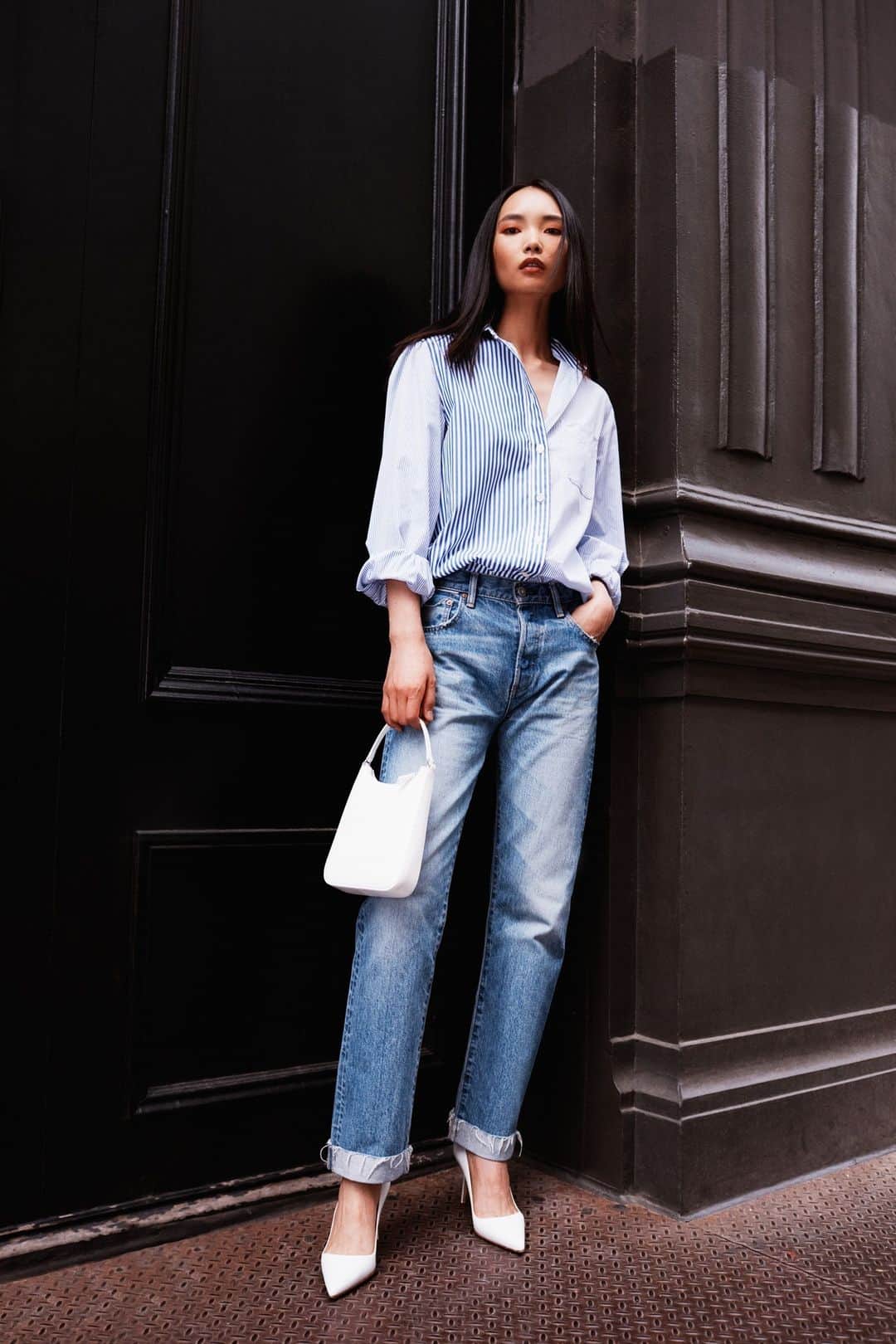 barneysnyofficialのインスタグラム：「Chic Essentials, Always. @therow #BarneysAtSaks @saks」