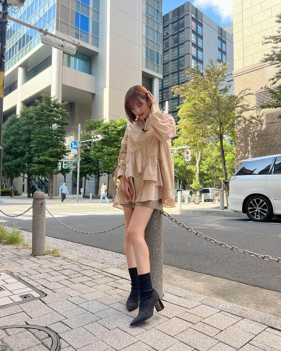 神部美咲のインスタグラム：「💛🧡  #謙聞録 #衣装」