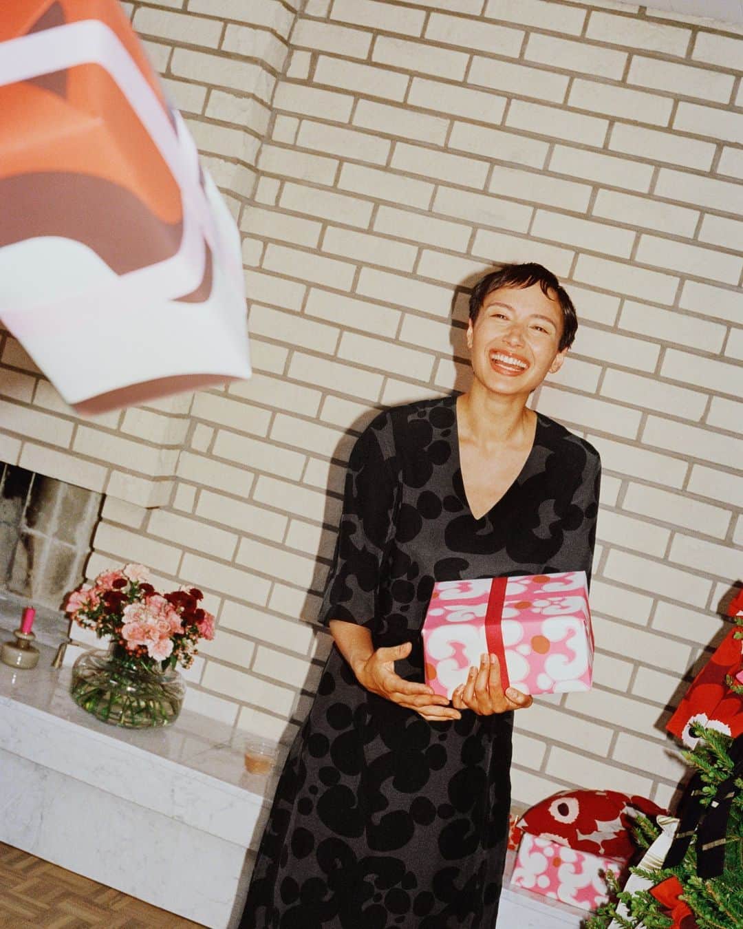 マリメッコのインスタグラム：「🎁 Wondering what to get your loved ones this holiday? We’ve got some ideas. Explore our gift guide of timeless designs, grouped by budget.   So, what’s on your wishlist from Marimekko? 💭  Explore our gift guide at marimekko.com. Link in bio.   #marimekko #holiday #giftguide」