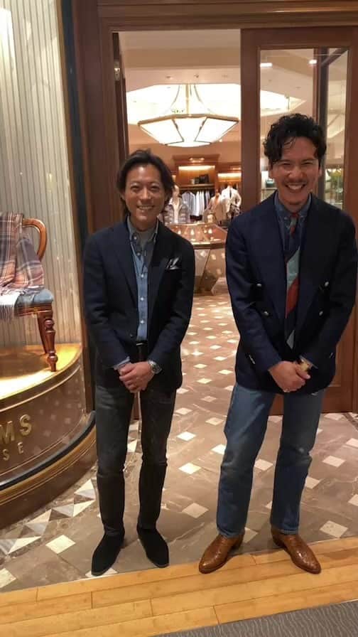 Shuhei Nishiguchiのインスタグラム：「〈ビームスハウス六本木〉 @beams_house_roppongi  @tokyomidtown_official  "ショップクルーズ"インスタライブ  ○11/3(金)-11/6(月) 東京ミッドタウンポイントアップキャンペーン  ○11/3(金)-11/12(日) ビームスダブルポイントキャンペーン  是非、この機会にご来店下さいませ。 明日は私も夕方17時より店頭におりますので宜しくお願い致します。」